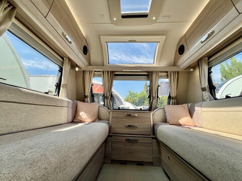 Elddis Avante 840 Sherwood Edition 18