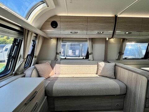 Elddis Avante 840 Sherwood Edition 21