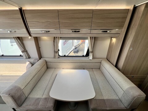 Elddis Avante 840 Sherwood Edition 25