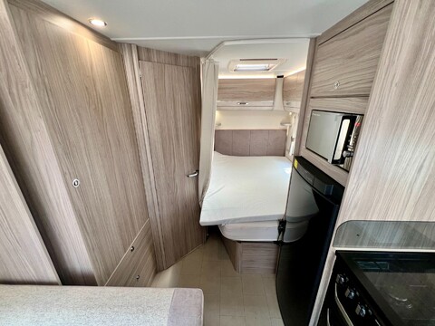 Elddis Avante 840 Sherwood Edition 28