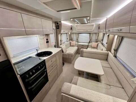 Elddis Avante 840 Sherwood Edition 38