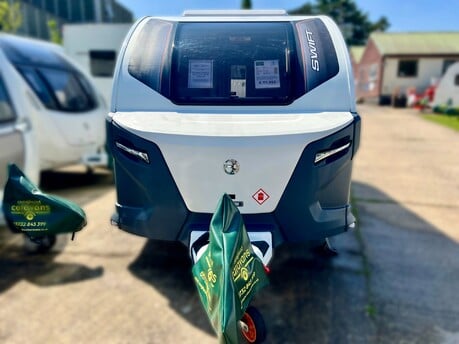 Swift Basecamp 4 Plus 2