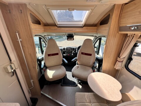 Elddis Majestic 135 14