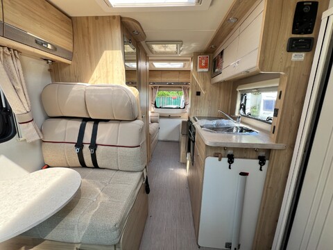Elddis Majestic 135 17