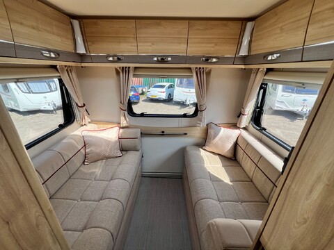 Elddis Majestic 135 20