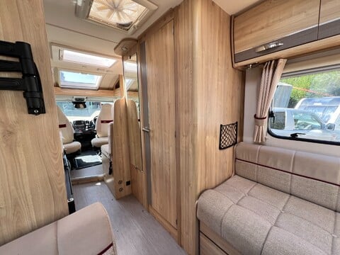 Elddis Majestic 135 24