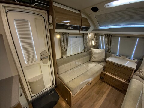 Swift Elegance 580 15