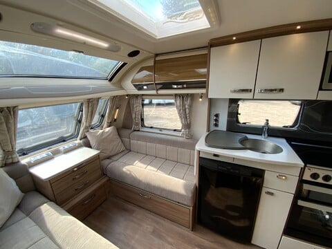 Swift Elegance 580 26