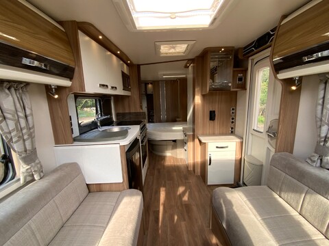 Swift Elegance 580 29