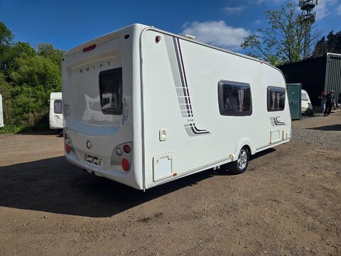 Swift Challenger 530  5