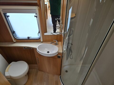Swift Challenger 530  15