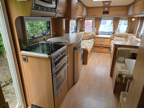 Swift Challenger 530  18