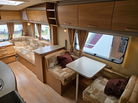 Swift Challenger 530  19