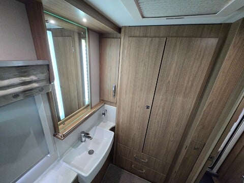 Coachman VIP 520 30