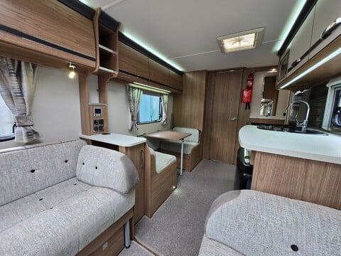 Coachman VIP 520 39