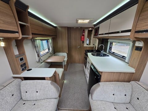 Coachman VIP 520 40
