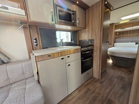 Swift Challenger SE 640 15