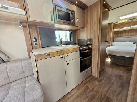 Swift Challenger SE 640 15