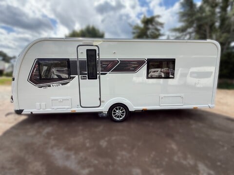 Coachman VIP 565  11