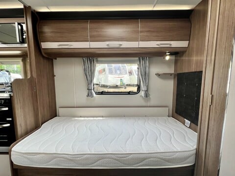 Coachman VIP 565  28