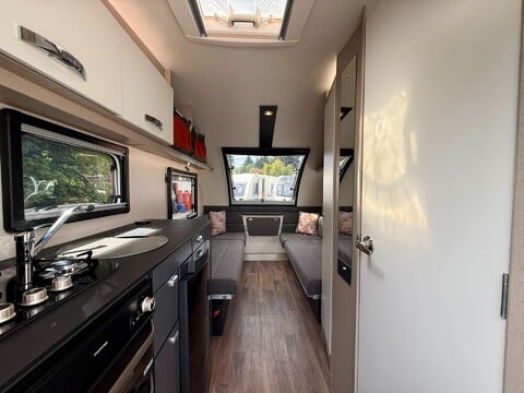Swift Basecamp 2 Plus 22