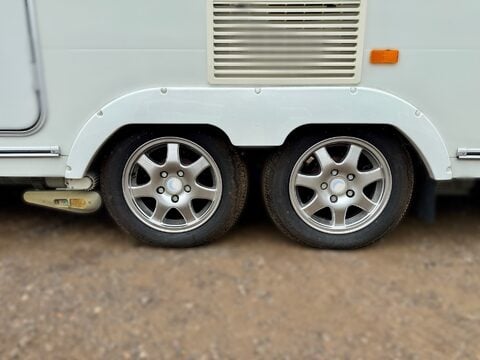 Lunar Delta RS 12