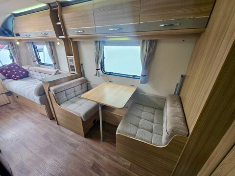 Coachman Pastiche 520 14