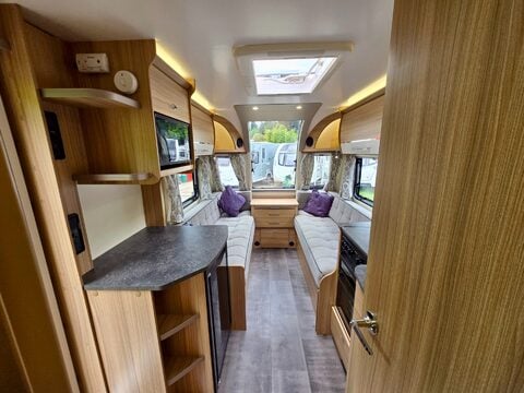 Bailey Phoenix 420  11
