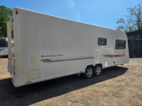 Bailey Unicorn Barcelona  7
