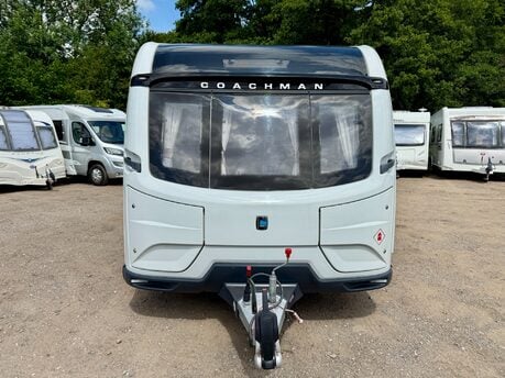 Coachman VIP 460  2