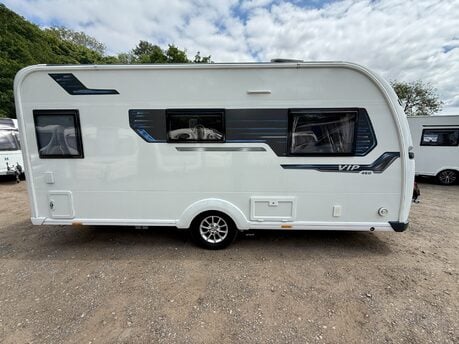 Coachman VIP 460  4