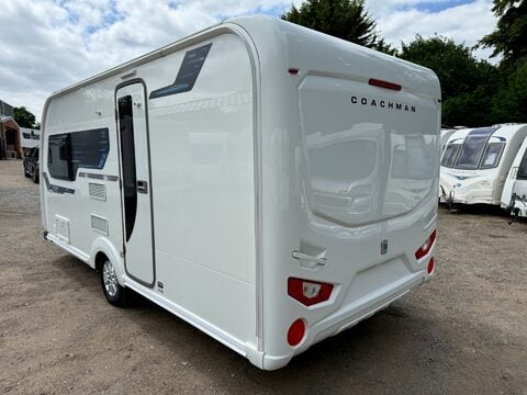 Coachman VIP 460  8