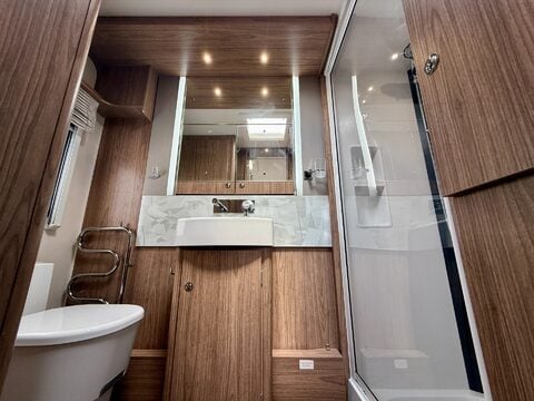 Coachman VIP 460  20
