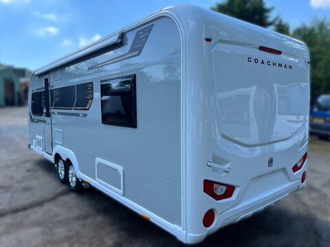 Coachman Laser 665  10
