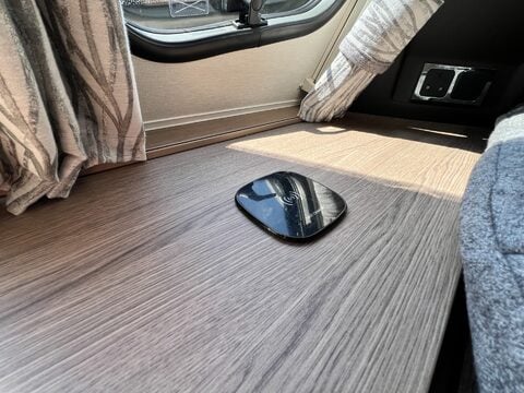 Coachman Laser 665  23