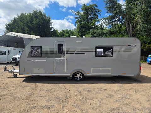 Adria Adora 612 DL Seine 8