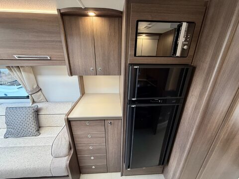 Buccaneer Bermuda  22