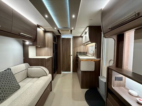 Buccaneer Bermuda  33
