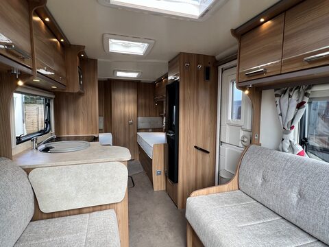 Bailey Pegasus Rimini Platinum 10