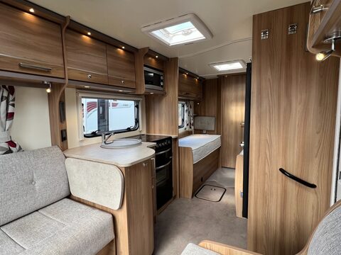 Bailey Pegasus Rimini Platinum 12