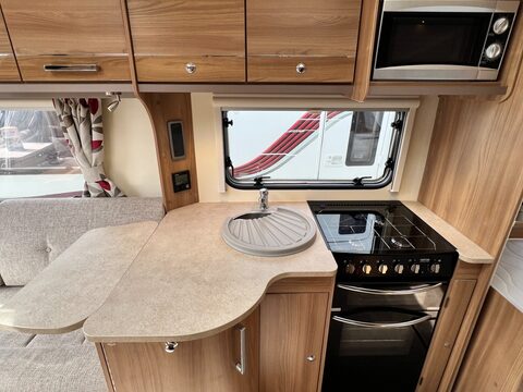 Bailey Pegasus Rimini Platinum 15