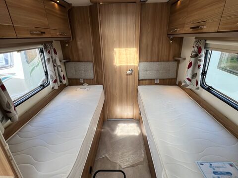 Bailey Pegasus Rimini Platinum 18