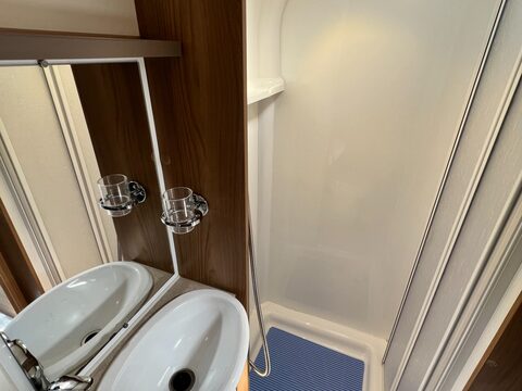 Bailey Pegasus Rimini Platinum 22