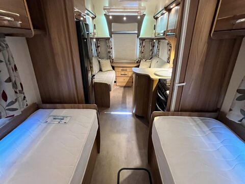 Bailey Pegasus Rimini Platinum 27
