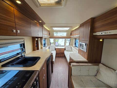 Elddis Affinity  530 Sussex Premier Edition Mayfield 11