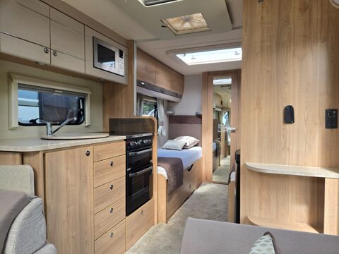 Elddis Avante 574 Sussex Heathfield 13