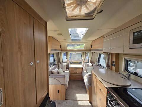 Elddis Avante 574 Sussex Heathfield 16