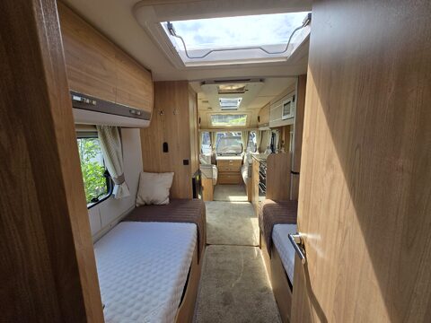 Elddis Avante 574 Sussex Heathfield 17