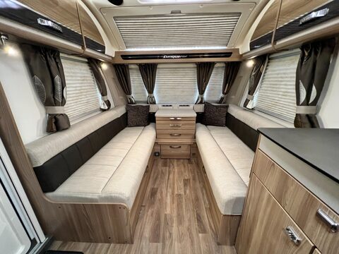 Swift Conqueror 580 34