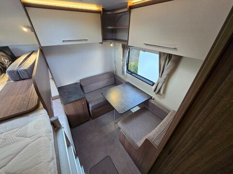 Bailey Phoenix 760  26